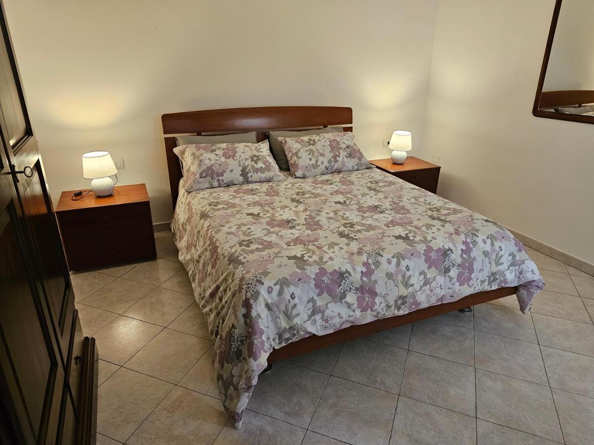 Valery House Appartement Cagliari Buitenkant foto