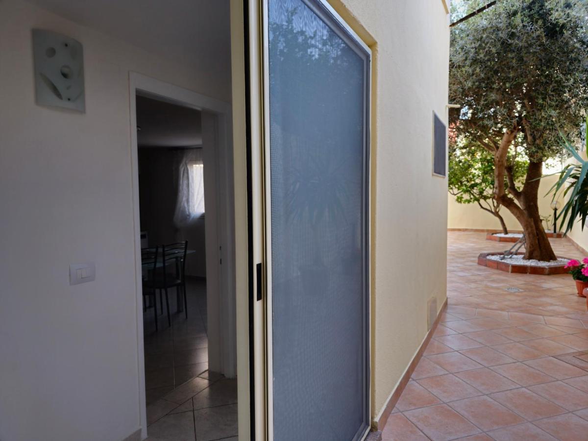 Valery House Appartement Cagliari Buitenkant foto