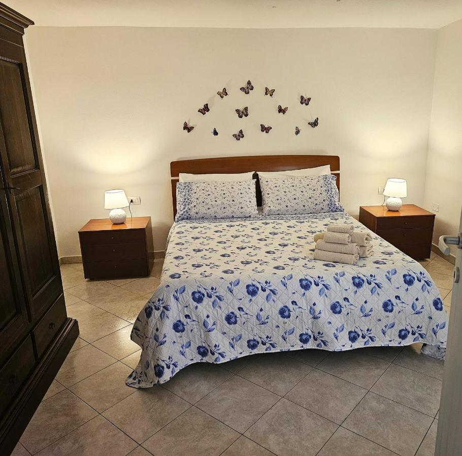Valery House Appartement Cagliari Buitenkant foto